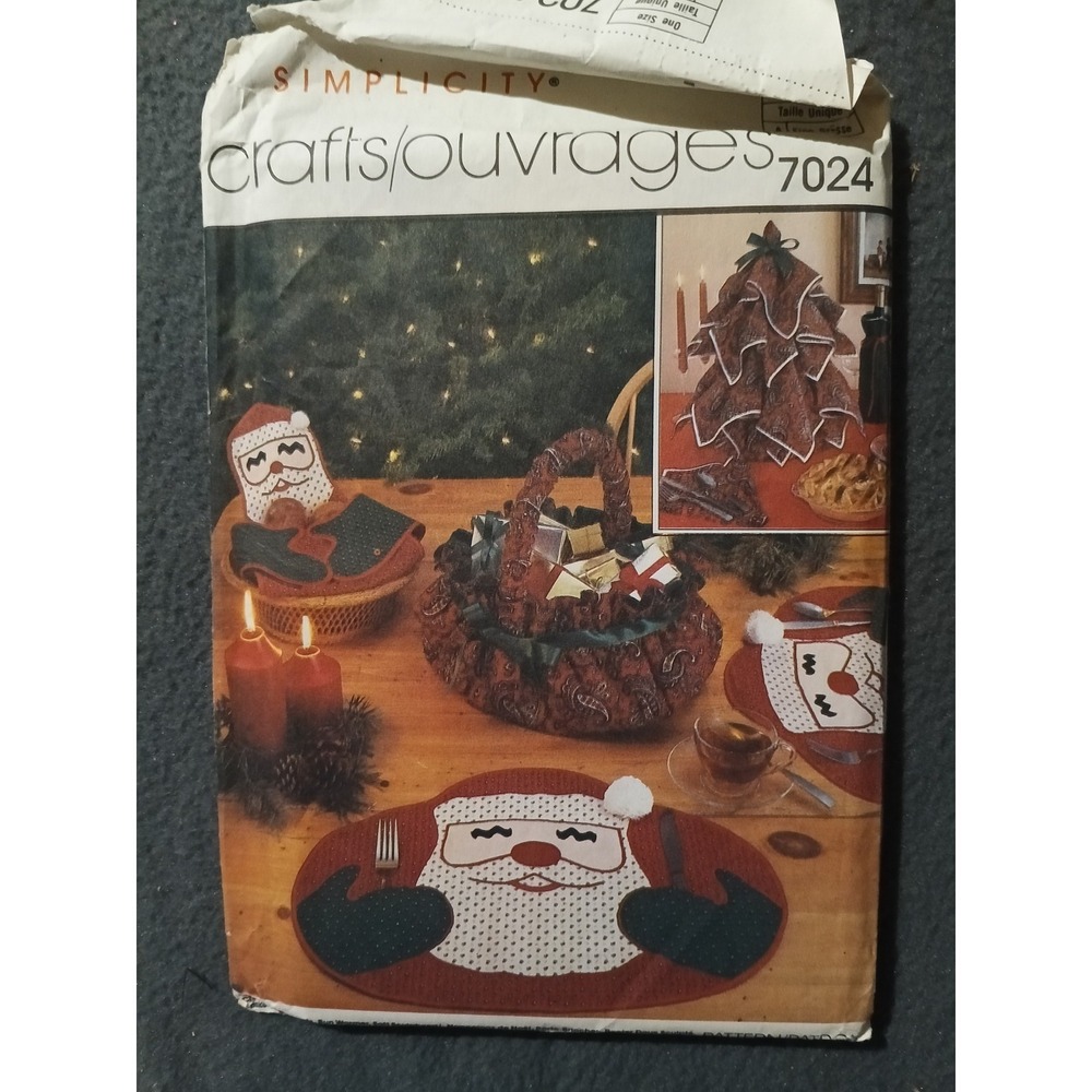 Simplicity 7024 Christmas Crafts Pattern Santa Placemats Tree Basket Napkins